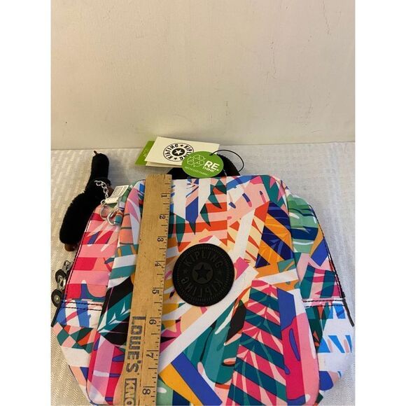 Kipling zipper lunchbox flowers $44 Lyla Leaves - Picture 5 of 6